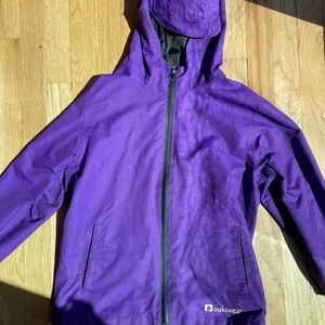 Oaki Wear: rain jacket and rain pants set.